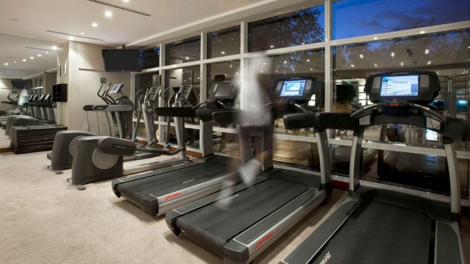 Park Hyatt Mendoza Hotel, Casino & Spa Exterior foto A treadmill in a gym